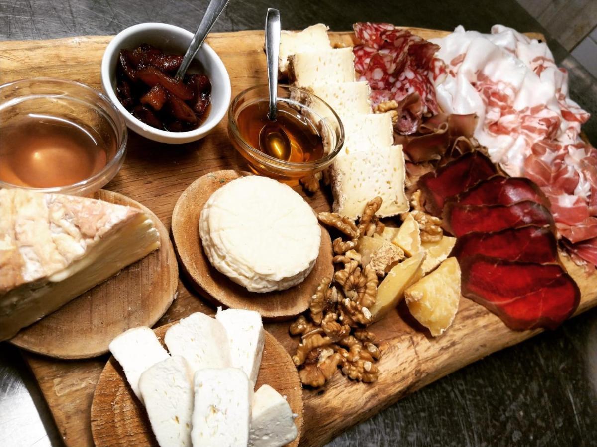 Agriturismo Di Charme E Ristorante Stallato Il Filo Di Paglia Carro Exteriér fotografie
